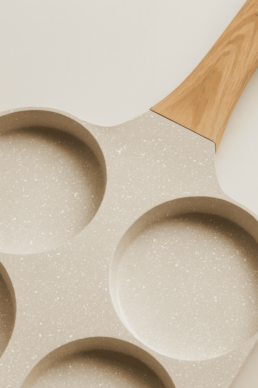 4-Hole Non-Stick Breakfast Pan